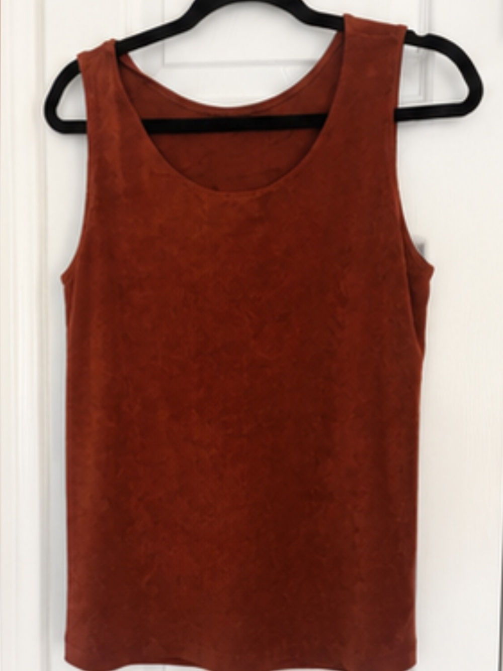 Chico's Rust Scoop Neck Travelers Tank in size 2 (12-14) - Picture 3 of 6